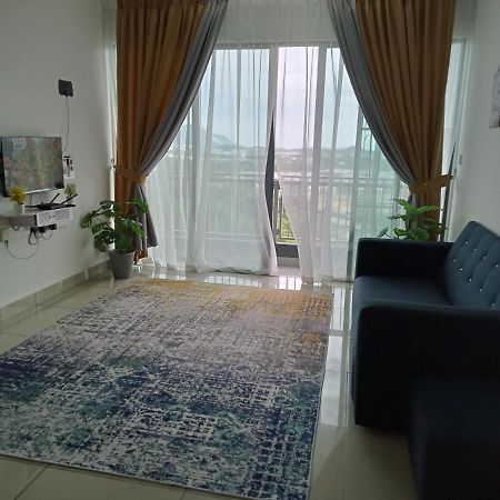 Fz Almyra Homestay Kajang Exterior foto