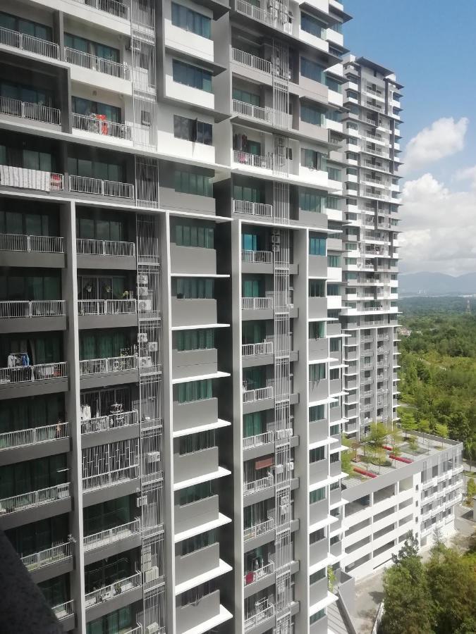 Fz Almyra Homestay Kajang Exterior foto